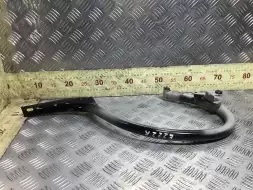 Петля крышки багажника