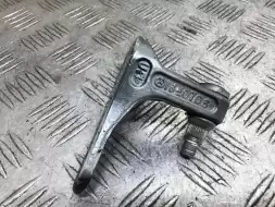 Петля двери