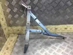 Петля капота левая