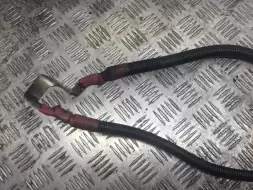 Плюсовой провод аккумулятора