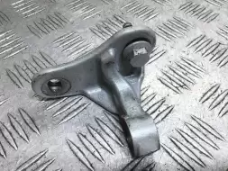 Петля двери