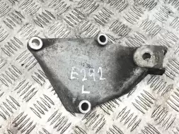 Кронштейн двигателя