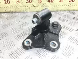 Петля двери