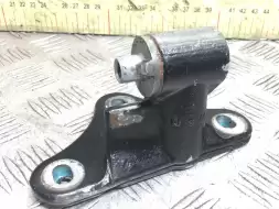 Петля двери