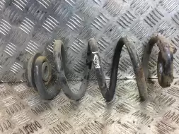 Пружина задняя