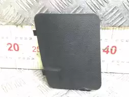 Обшивка крышки багажника