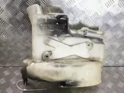 Бачок омывателя