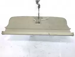 Шторка багажника