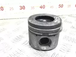 Поршень