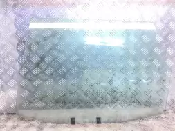 Стекло двери задней левой
