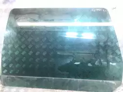 Стекло двери задней левой