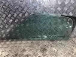 Стекло двери передней правой