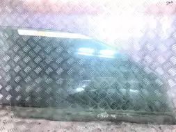 Стекло двери передней правой