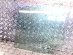 Стекло двери задней левой