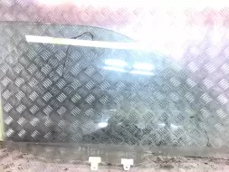 Стекло двери передней правой