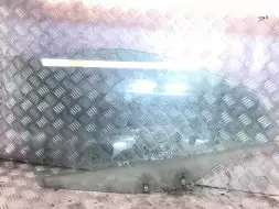 Стекло двери передней правой