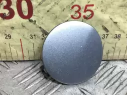 Заглушка (решетка) в бампер передний