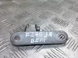 Петля двери задней правой