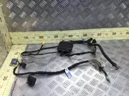 Проводка двери передней левой