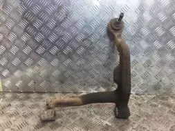 Рычаг передний левый