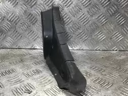 Обшивка крышки багажника