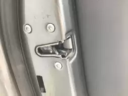 Дверь задняя левая