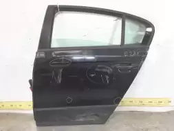 Дверь задняя левая